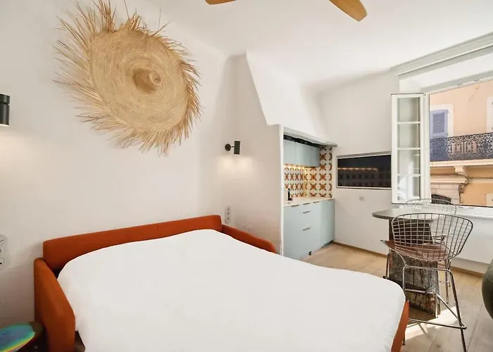 Apartment Sevo L L Shellter Saint-Tropez